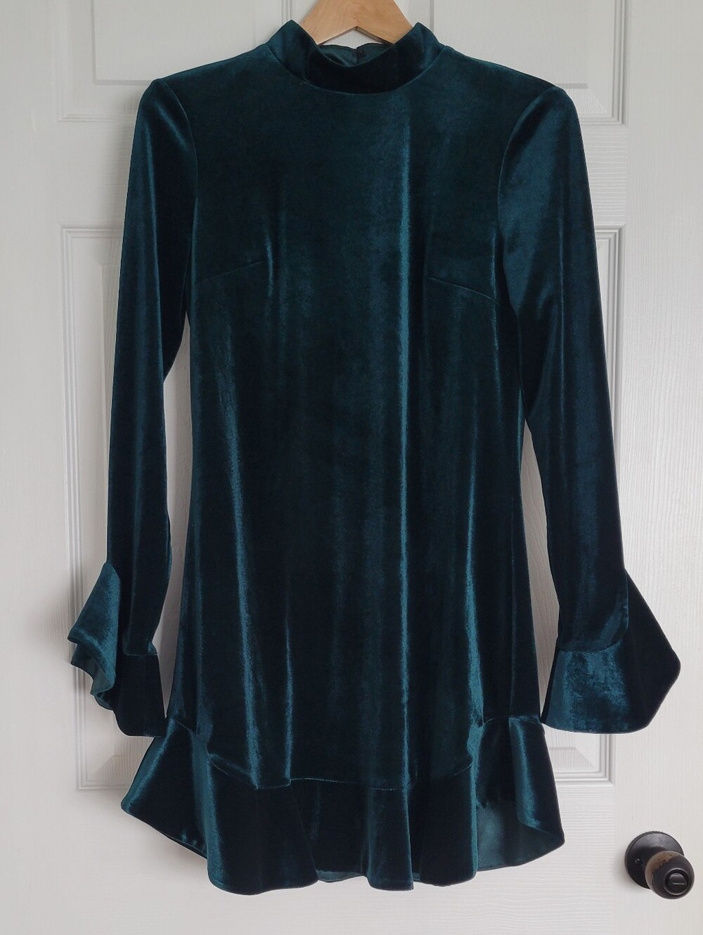 Laundry By Shelli Segal Teal Green Velvet Mock Neck Ruffle Hem Dress Holiday